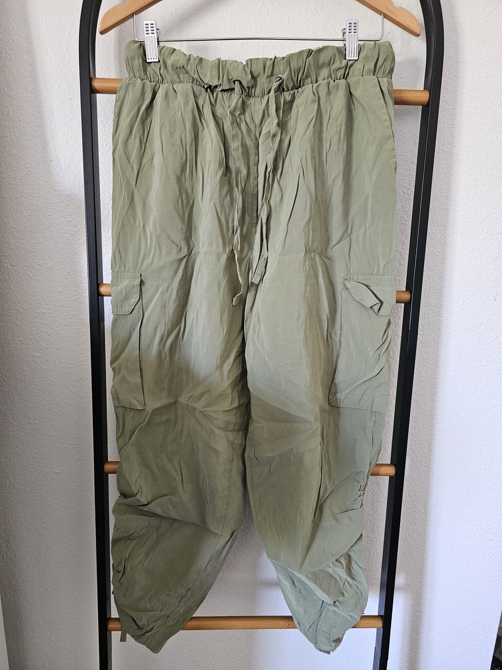 JESSICA SIMPSON Olive Cargo Pants with Drawstring Waist
